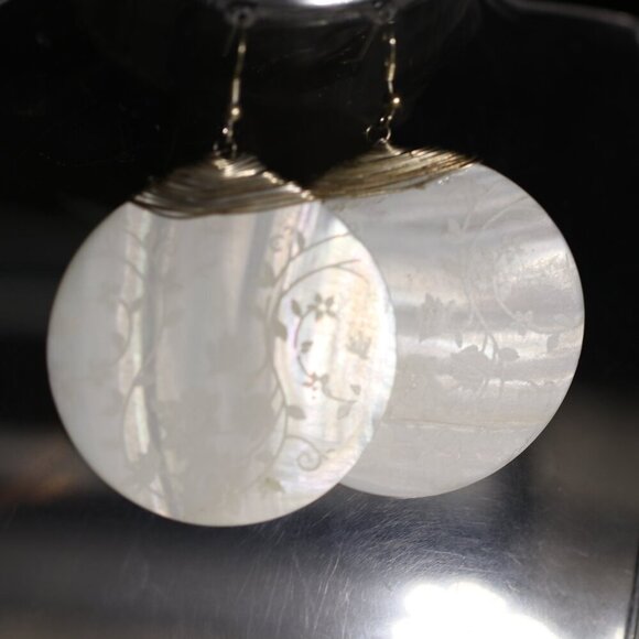 2 Inch Diameter Round Dangle-Style Etched or Painted Shell Earrings - Picture 3 of 5